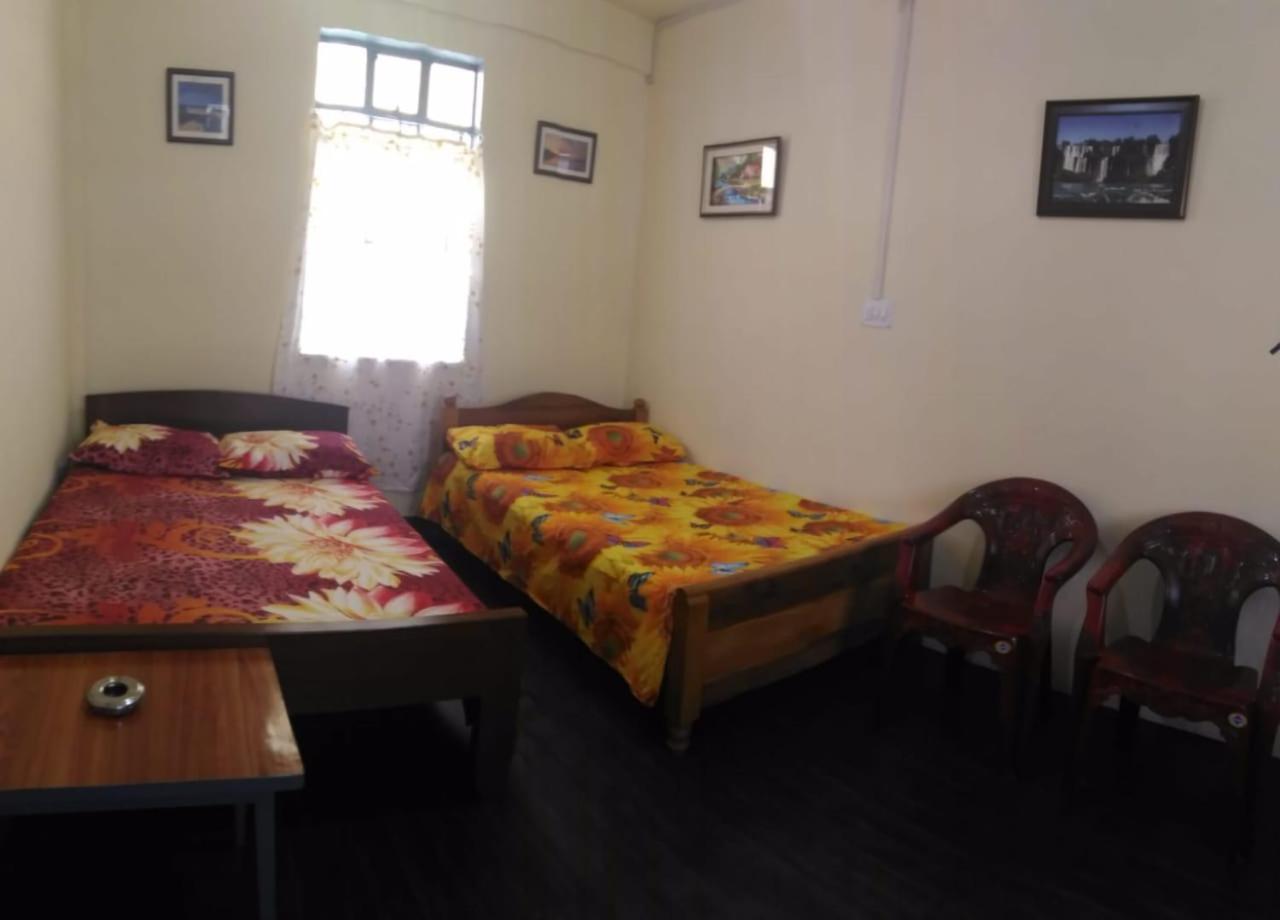צ'ראפונג'י Goshen Homestay מראה חיצוני תמונה